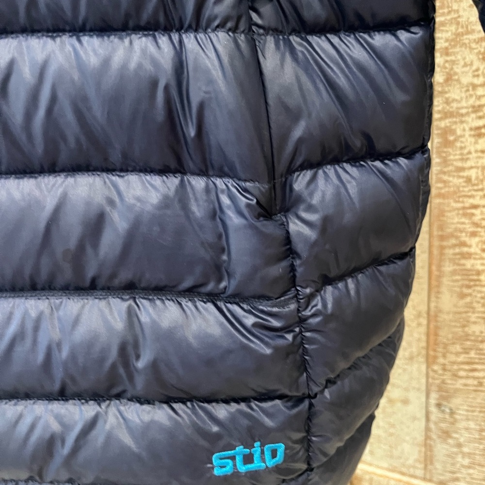 Stio Women’s Navy Hometown Hooded Long Down Jacket size XL - Picture 4 of 7